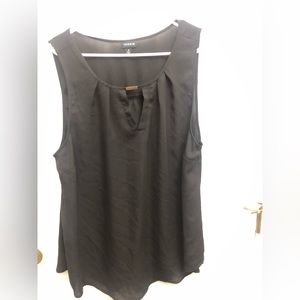 Torrid sleeveless blouse with gold hardware